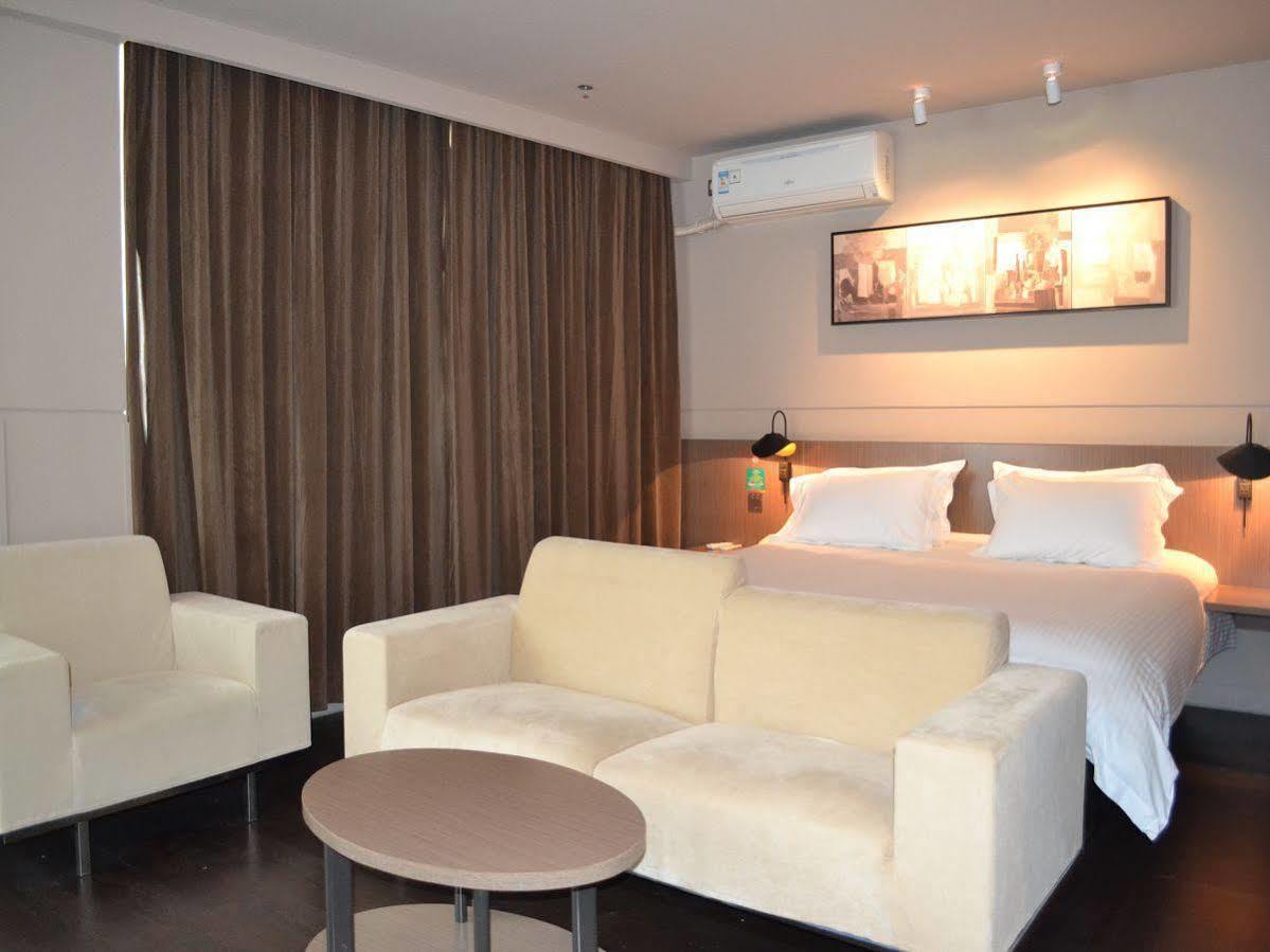 Jinjiang Inn Select Qingdao Henan Road Railway Station Экстерьер фото